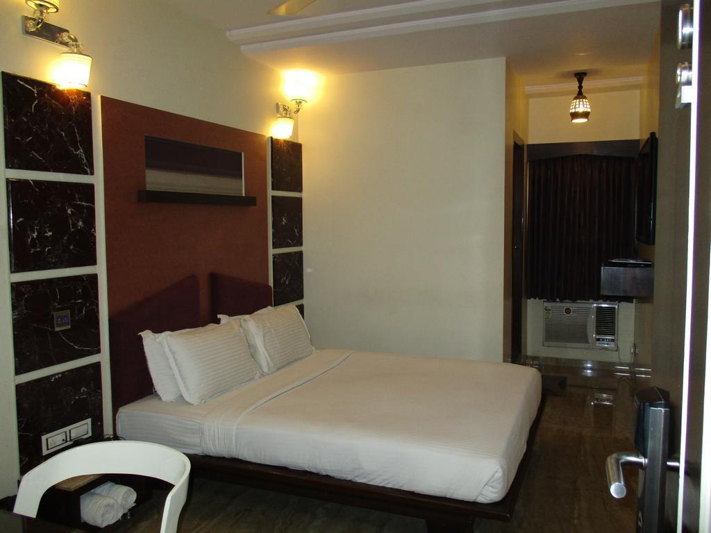Hotel Sapna Mumbai Exterior foto